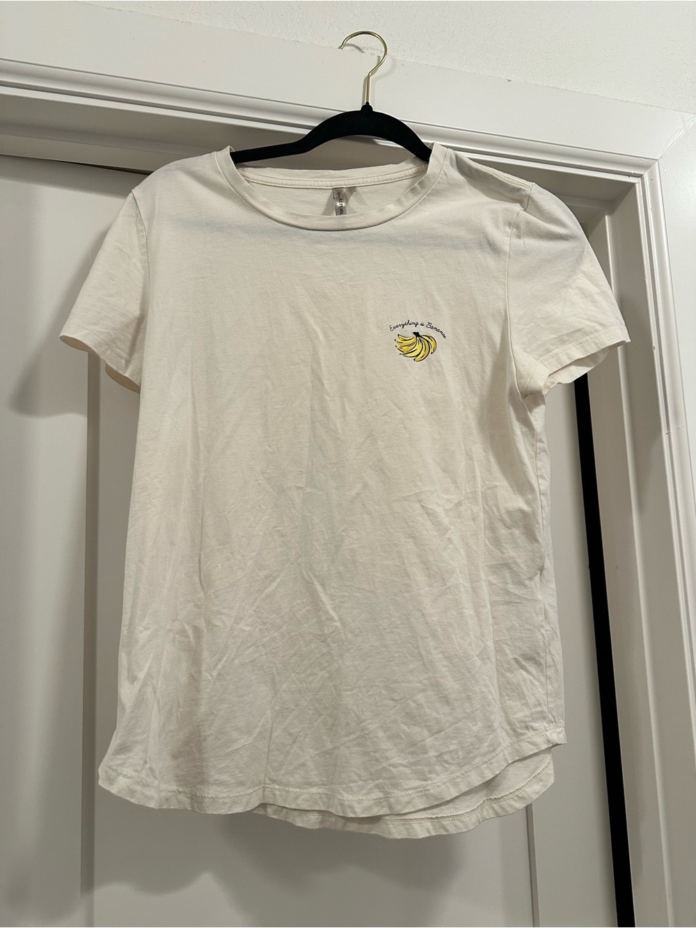 Banana Republic Cream Short Sleeve Tee with Banana Patch